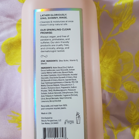 NEW Refreshments Citrus Spritz Vegan Pearly Body Wash Satin Storage Travel Bag - Picture 3 of 5
